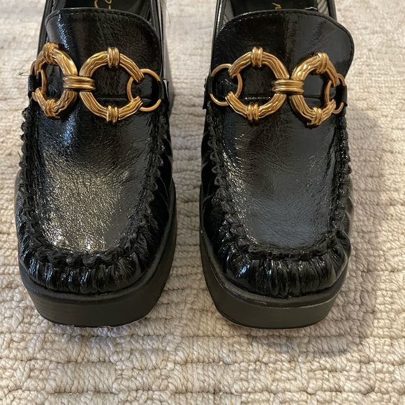 Circus by Sam Edelman Black and Gold Platform Shoes - Picture 2 of 7